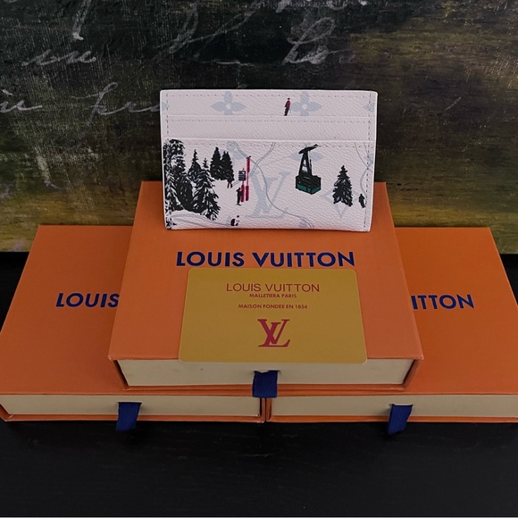 Louis Vuitton White Card Holder - Picture 1 of 3